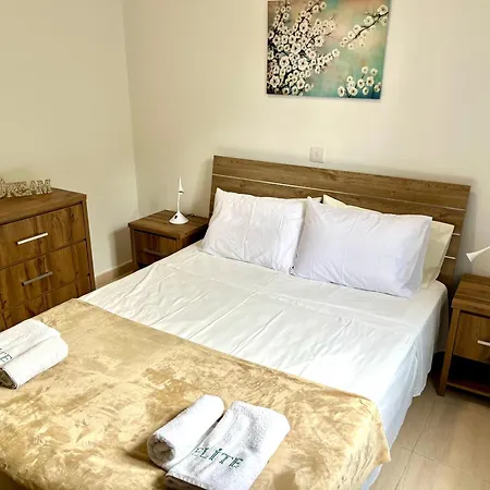 Pafia Crown-jewel 2b, Pool, Prime Location, Pafos